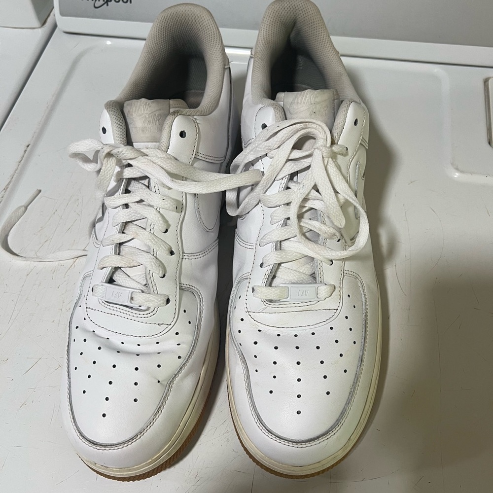Nike Air Force 1